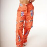 Pant cargo slim lavender desde una vista frontal más cercana talla S