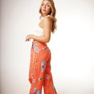 Pant cargo slim lavender vista en talla S perspectiva de atrás