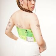Corset jane belixe desde una vista trasera en talla personalizada