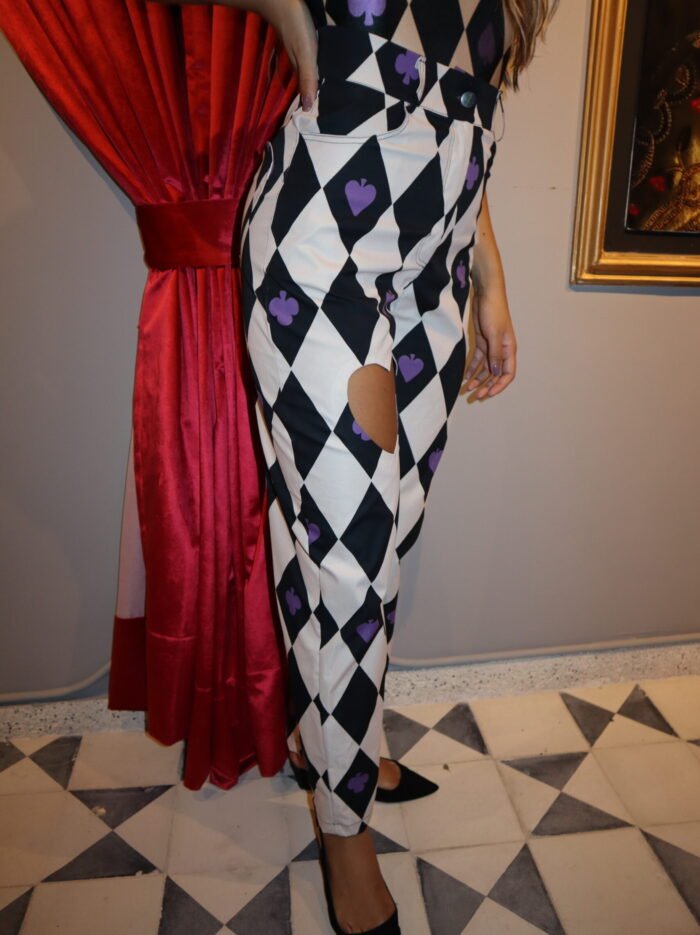 Pant Queenside Foto Cercana